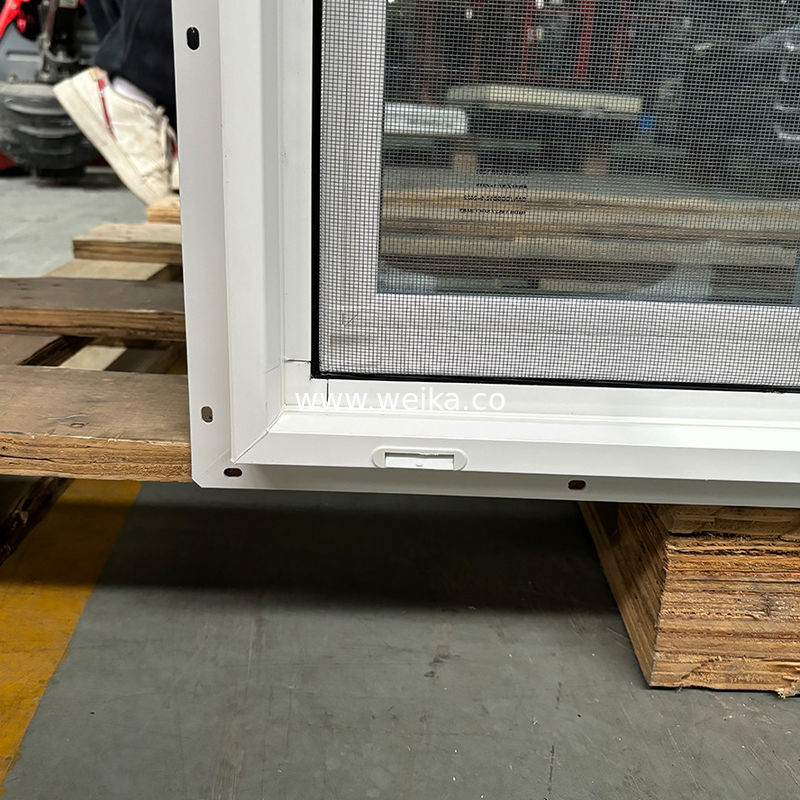 Slim zwart-frame UPVC-schuifvenster voor minimalistische kantorenpartities Dubbelglazen groen getinte UPVC-schuifvenster voor energie-efficiëntie