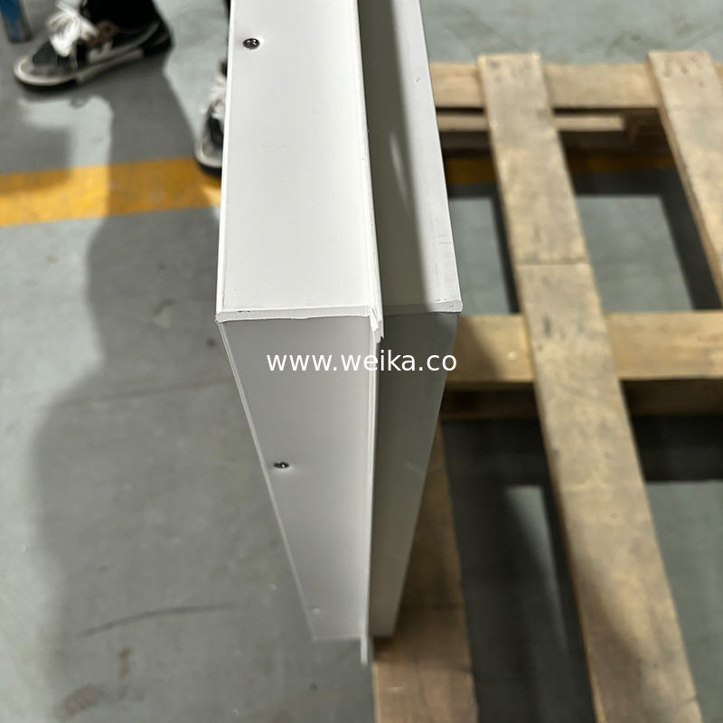 Slim zwart-frame UPVC-schuifvenster voor minimalistische kantorenpartities Dubbelglazen groen getinte UPVC-schuifvenster voor energie-efficiëntie
