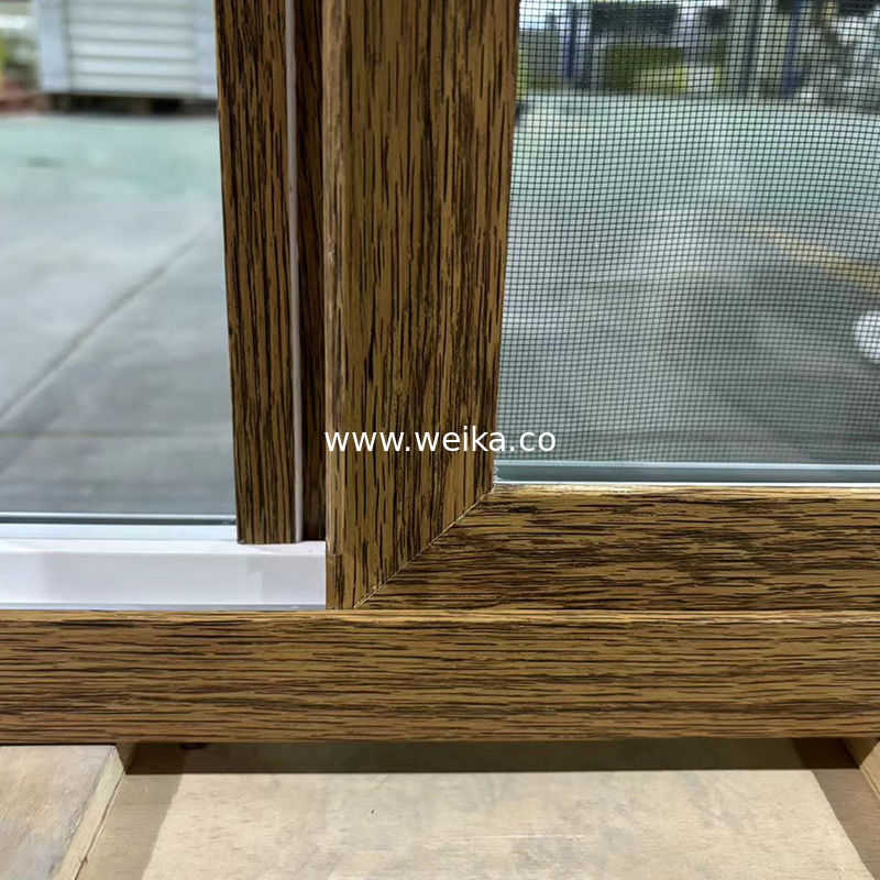 UPVC Schuiframen Houtnerf / Wit Tweekleurig Aanpasbare Kleuren & Maten Ingebouwd Scherm OEM Fabrikant
