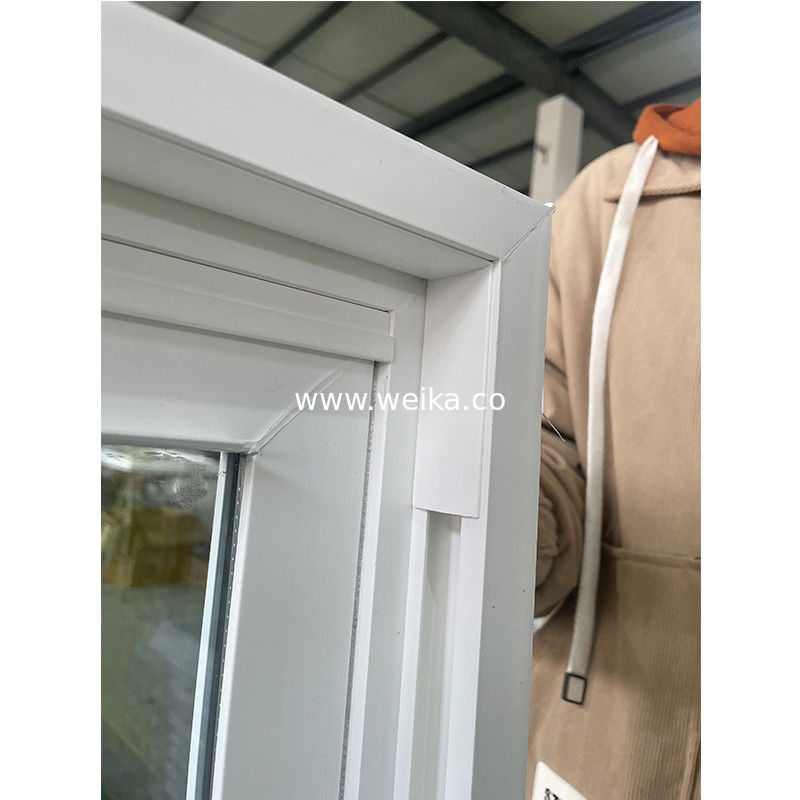 Goede corrosiebestendigheid UPVC dubbelhangend raam met muggen-/insectenwering